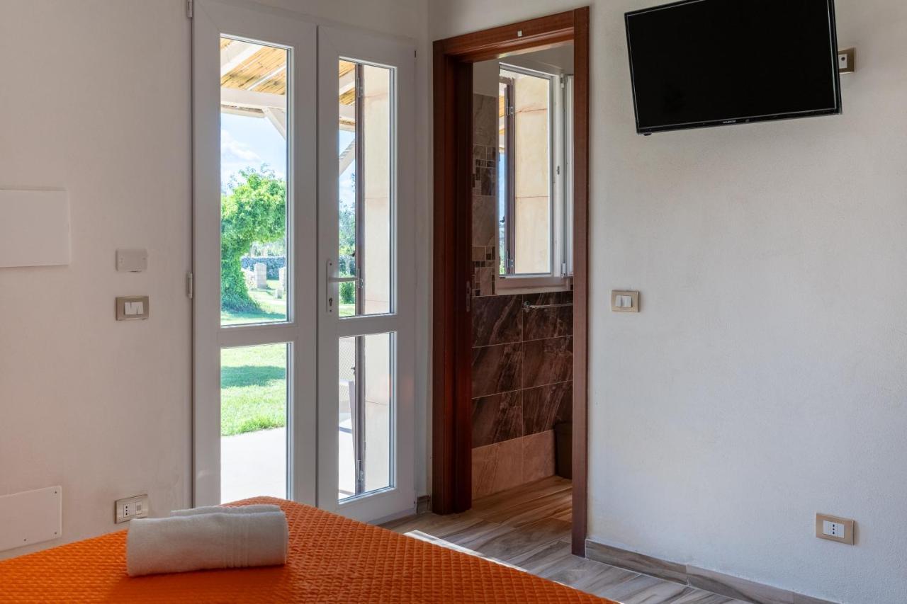 Tenuta San Lorenzo โอตรันโต ภายนอก รูปภาพ